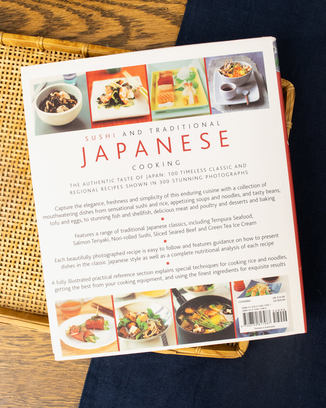ENG: Sushi and Traditional Japanese Cooking by Emi Kazuko and Yasuko Fukuoka
