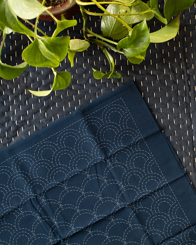 Hana-Fukin Sashiko Sampler, Nagomi Seigaiha, Navy