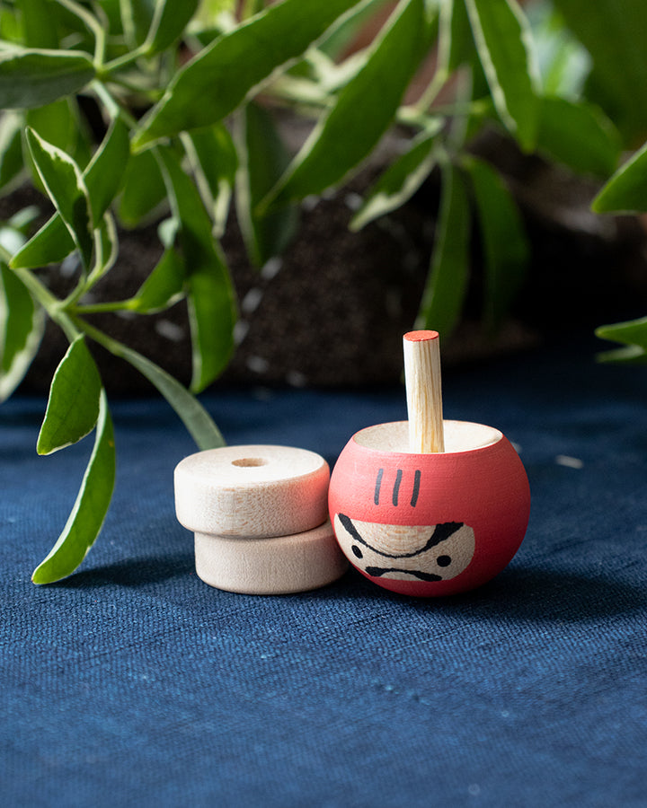 Wooden Doll, Colon, Daruma