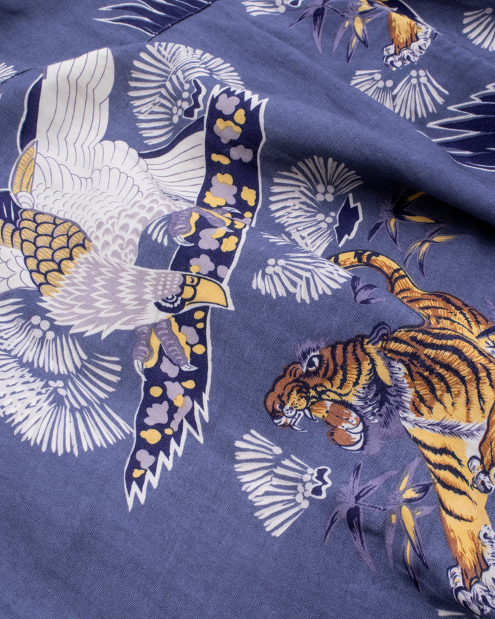 Japanese Repro Shirt, Short Sleeve Aloha Shirt, L, Jungle Storm, Tiger and Eagle on Blue