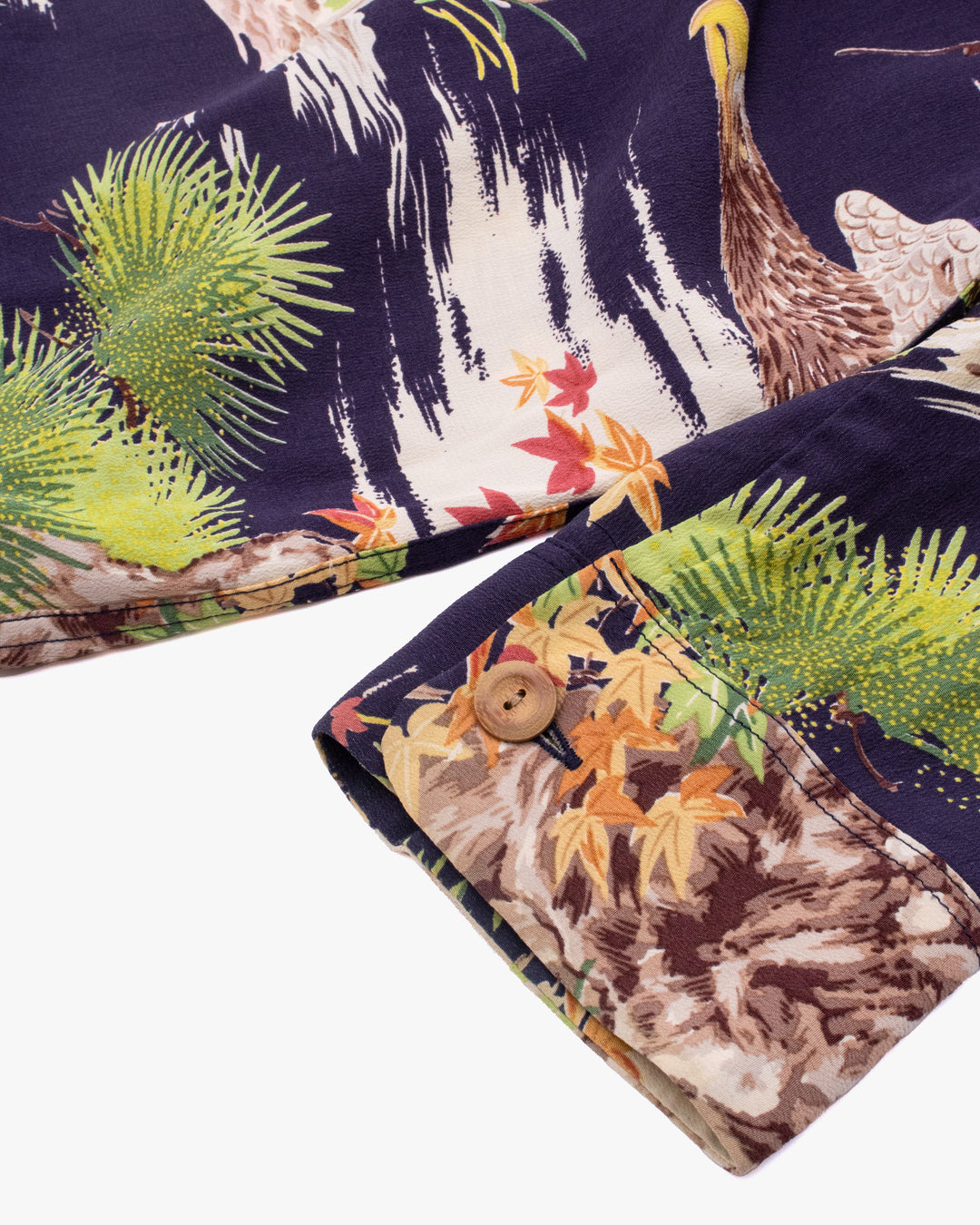 Japanese Repro Long-Sleeve Shirt, L, Toyo Enterprises, Eagle with Branches and Autumn Leaves
