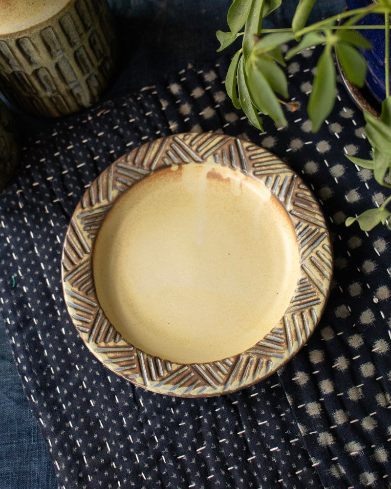 Plate, Kashiwa Craft, Medium