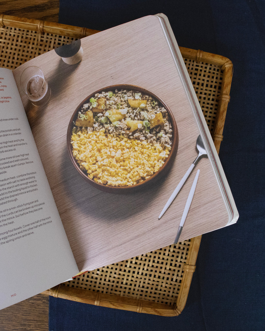 ENG: A Day In Tokyo: A Japanese Cookbook
