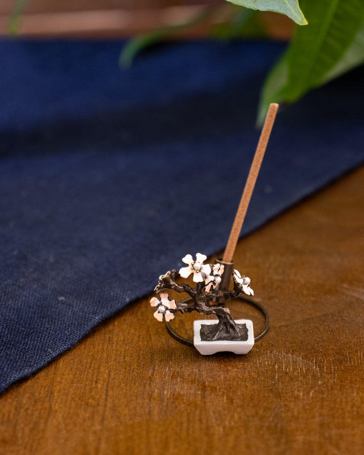 Wa Modern, Incense Holder, Peaceful Symbols
