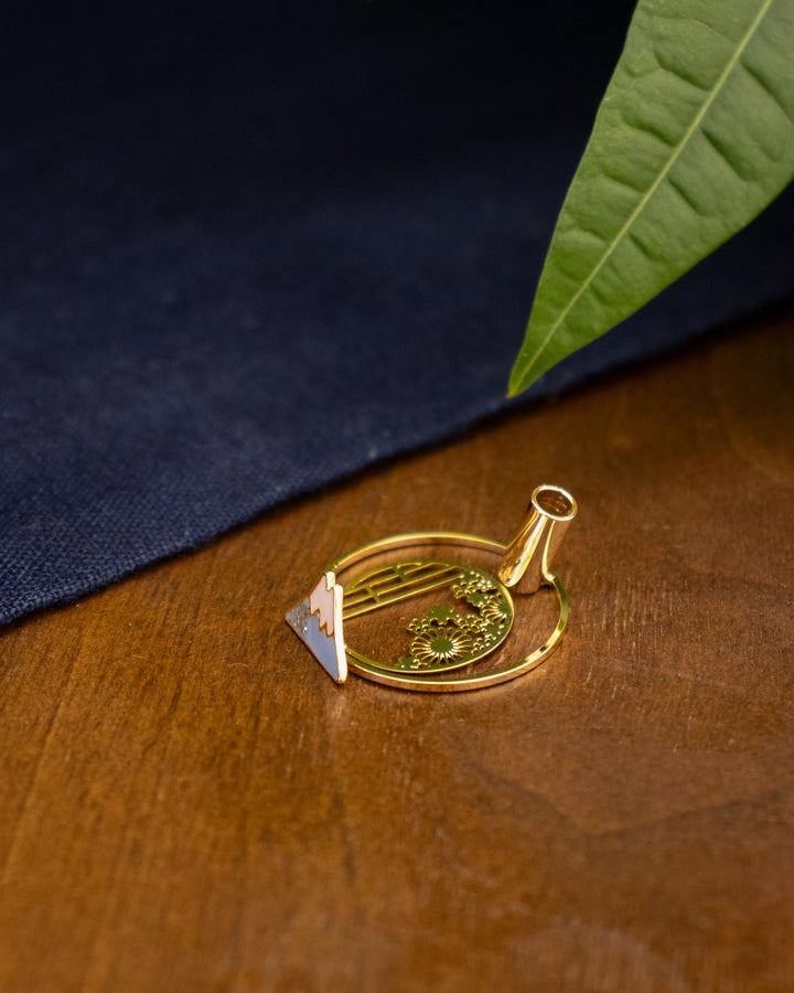 Wa Modern, Incense Holder, Traditional Symbols