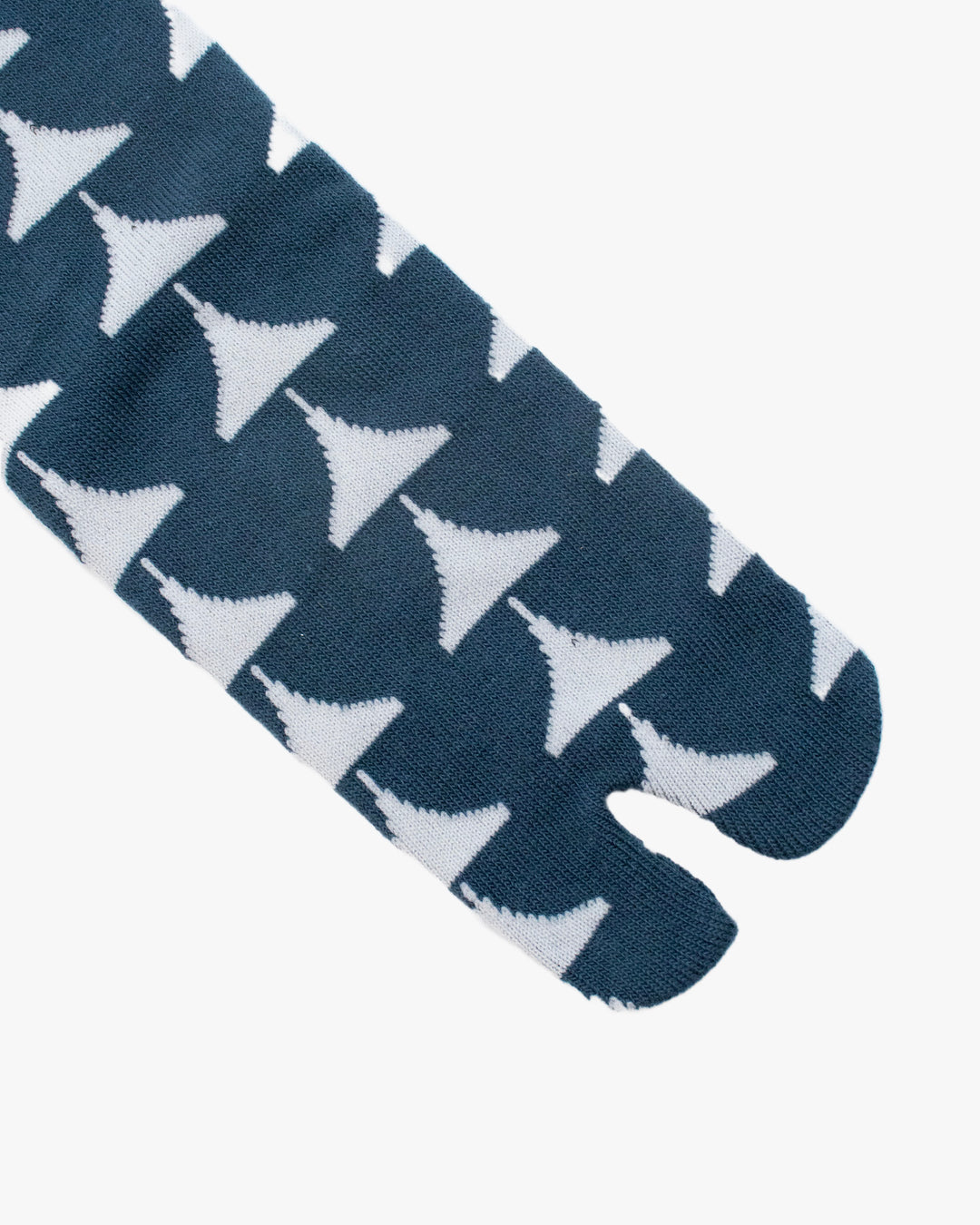 Kurochiku, Tabi Socks, Crew, White with Blue Half Moons