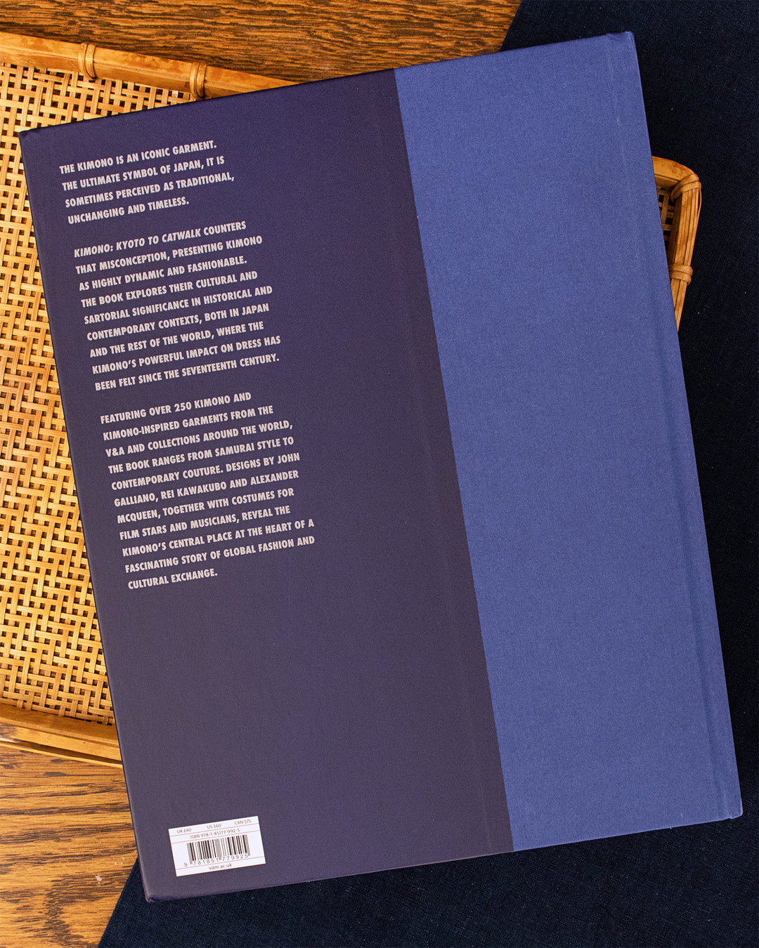 ENG: Kimono: Kyoto to Catwalk by Anna Jackson