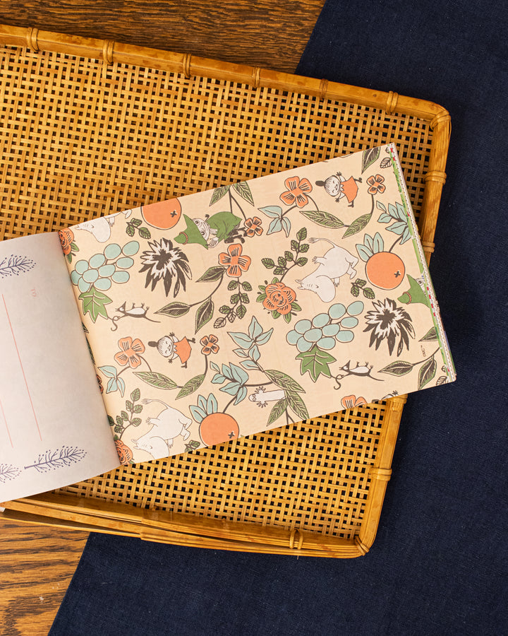 JPN/ENG: 100 Writing and Crafting Papers, Moomin