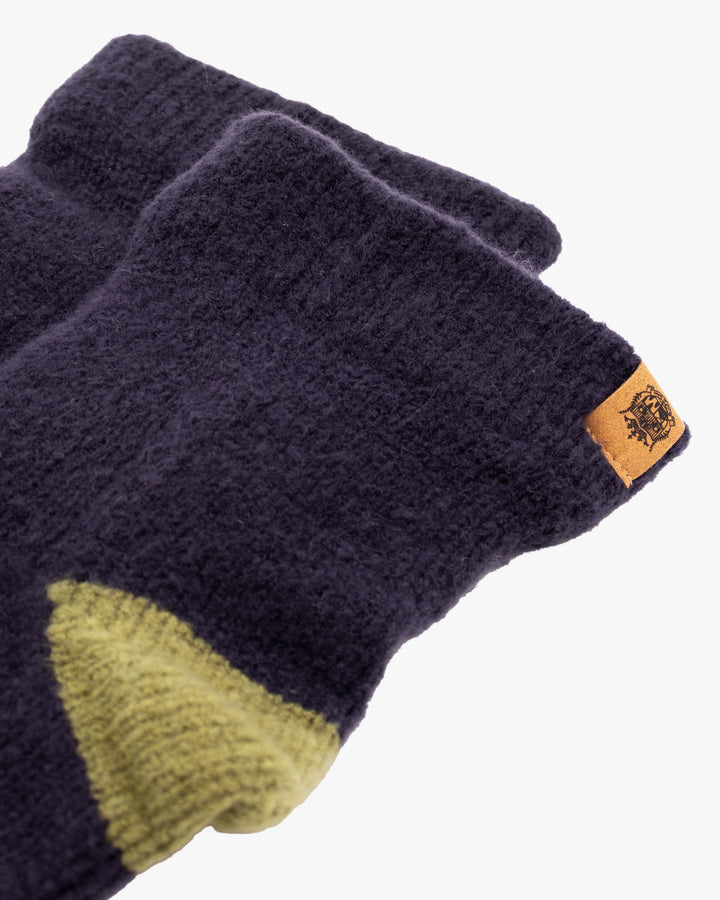 Room Socks, Bisque, Tehtava, Navy with Green Accents