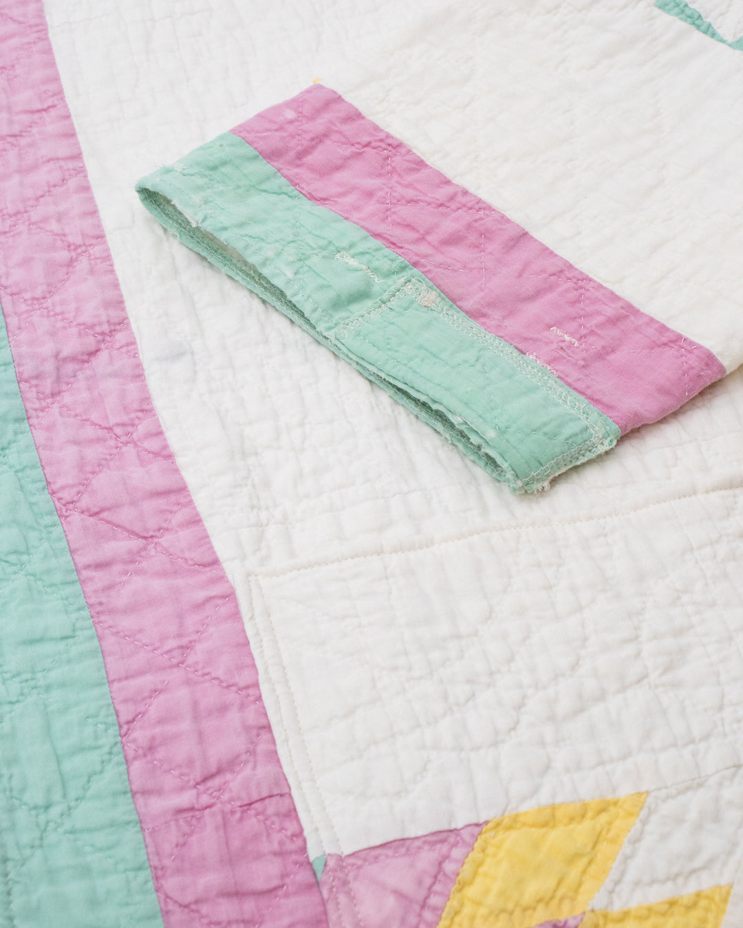 Stand-up Collar Haori Jacket, Quilted, White with Pastel Accents