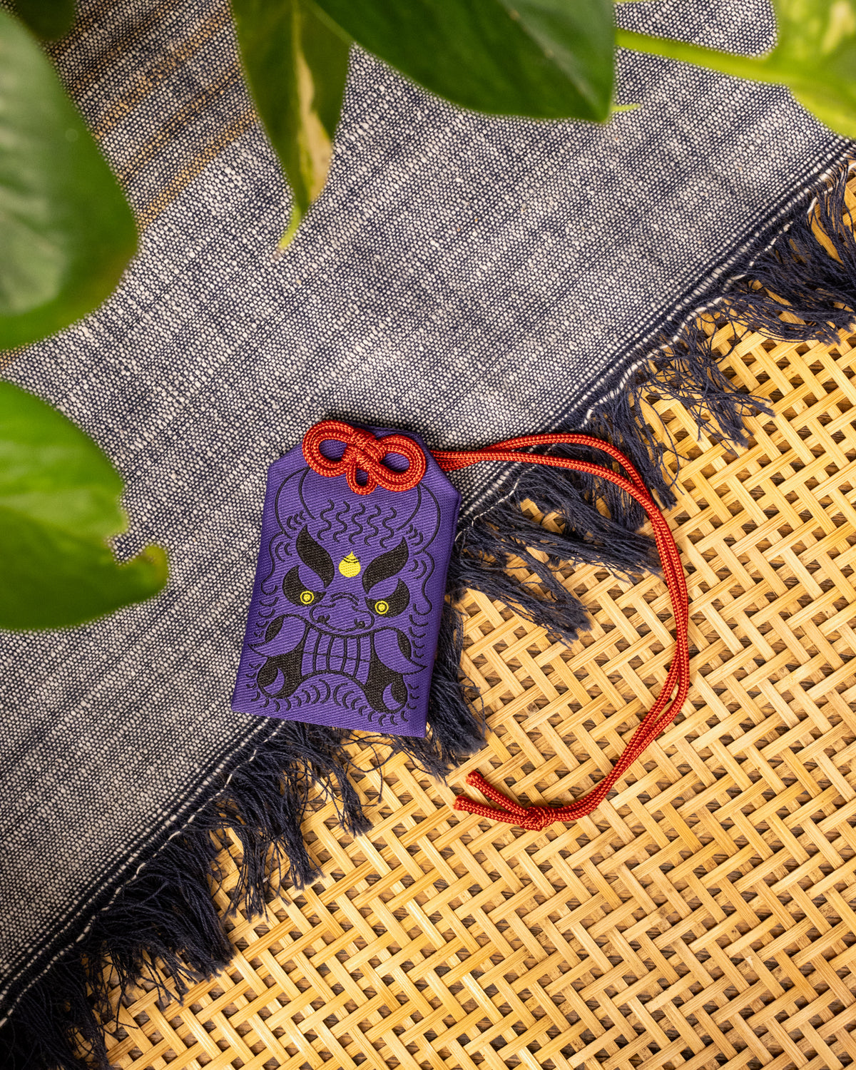 Charm, Oni Series, Kuro