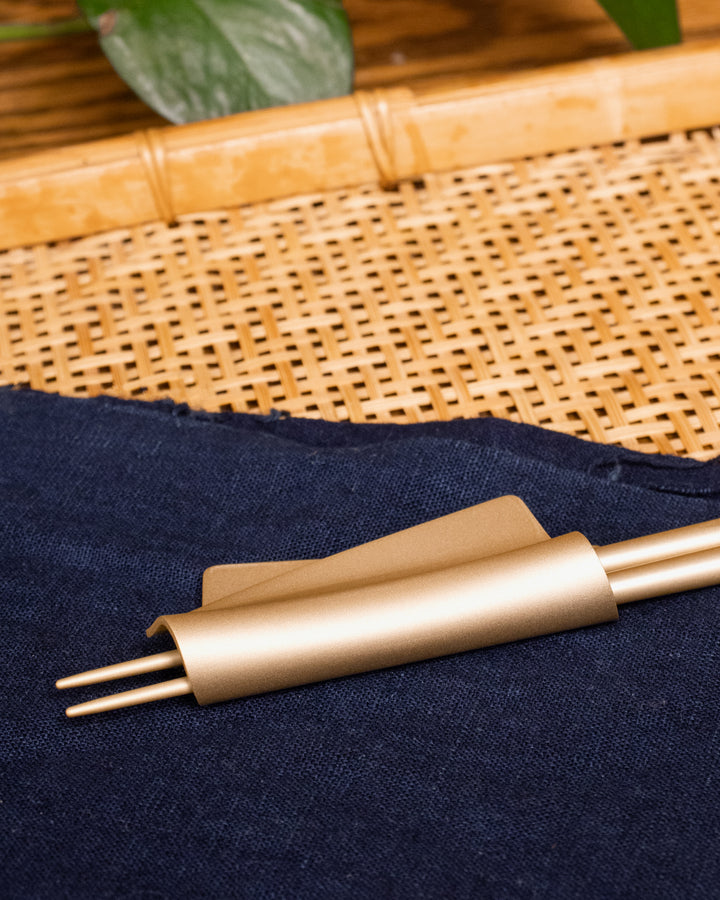 Chopstick Rest, Tsuboe, Irogami, Champagne Gold