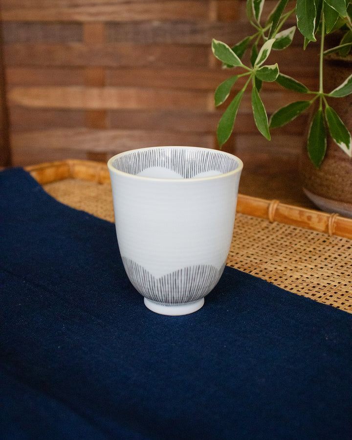 Kouraku Kiln Teacup, Black Shima