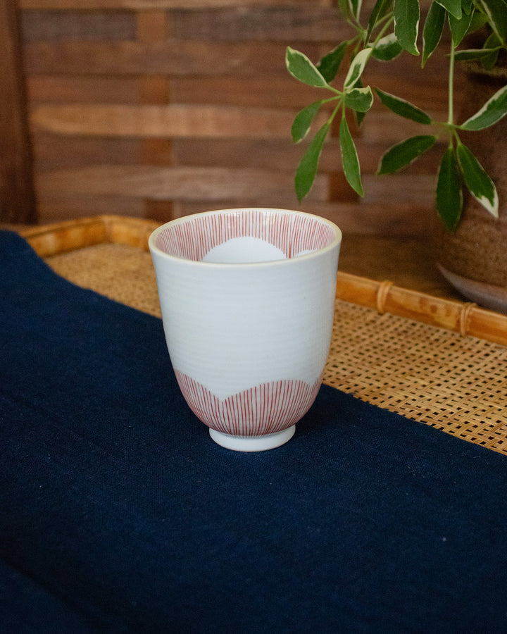 Kouraku Kiln Teacup, Red Shima