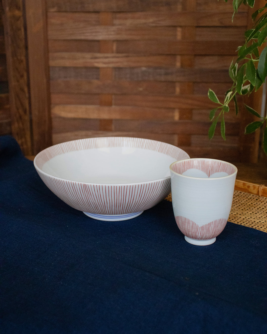 Kouraku Kiln Teacup, Red Shima