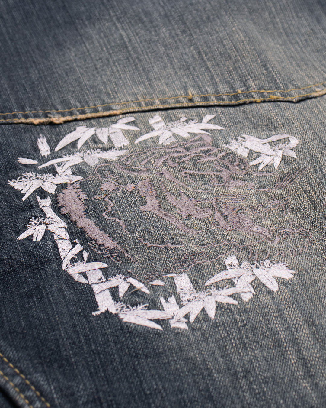 Japanese Repro Type II Trucker Jacket, M, Karakuri, Denim with Embroidered Tiger and Dragon