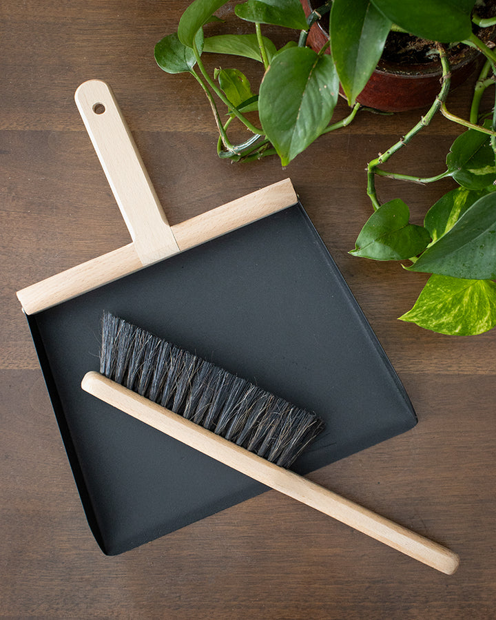 Tag, Dustpan & Brush Set