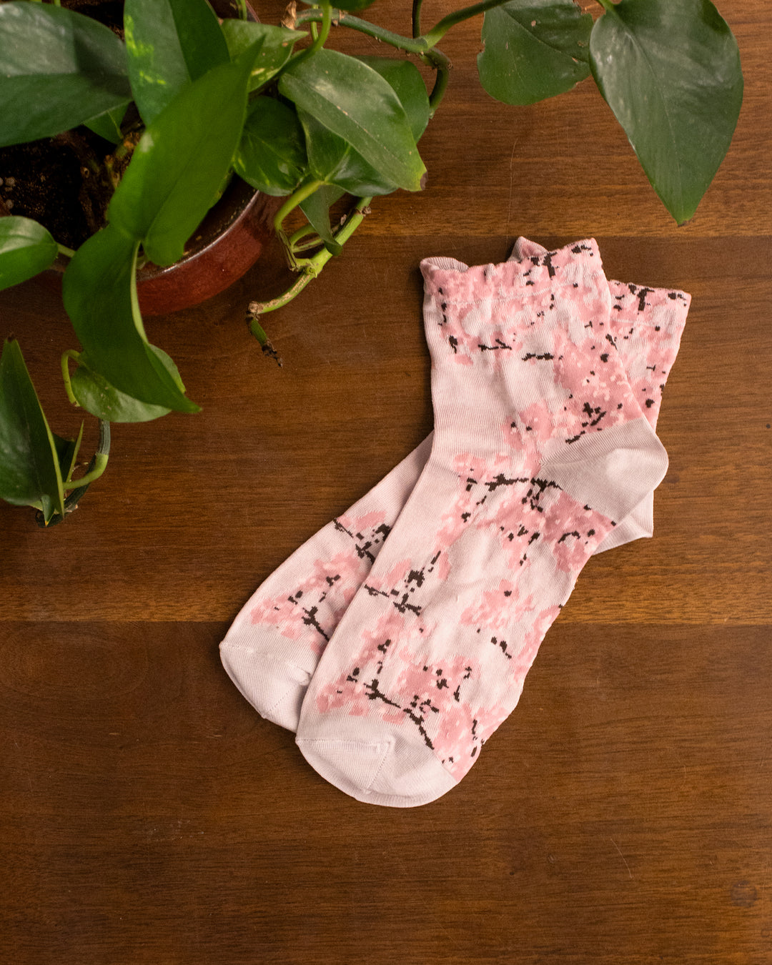 Debby Co., Crew Socks, Andé Collection, Pink Branches