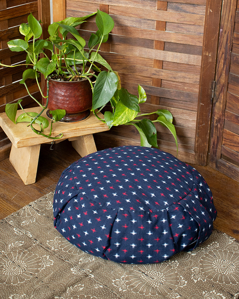 Kiriko Original Meditation Pillow, One-Tone Zafu, Indigo, Red and White Jyuji