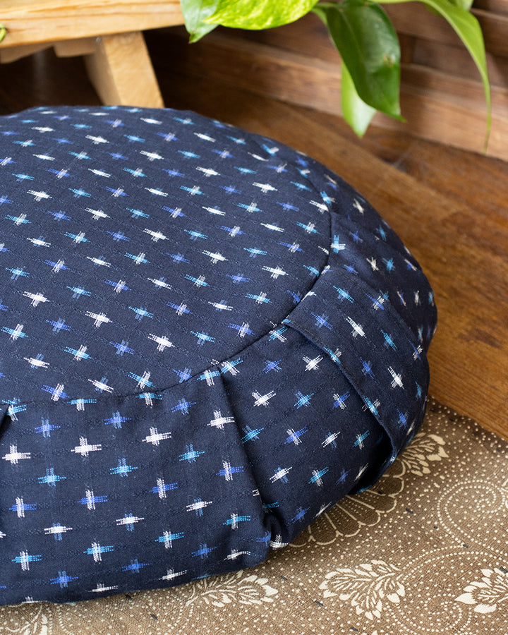Kiriko Original Meditation Pillow, One-Tone Zafu, Indigo with Blue and White Jyuji