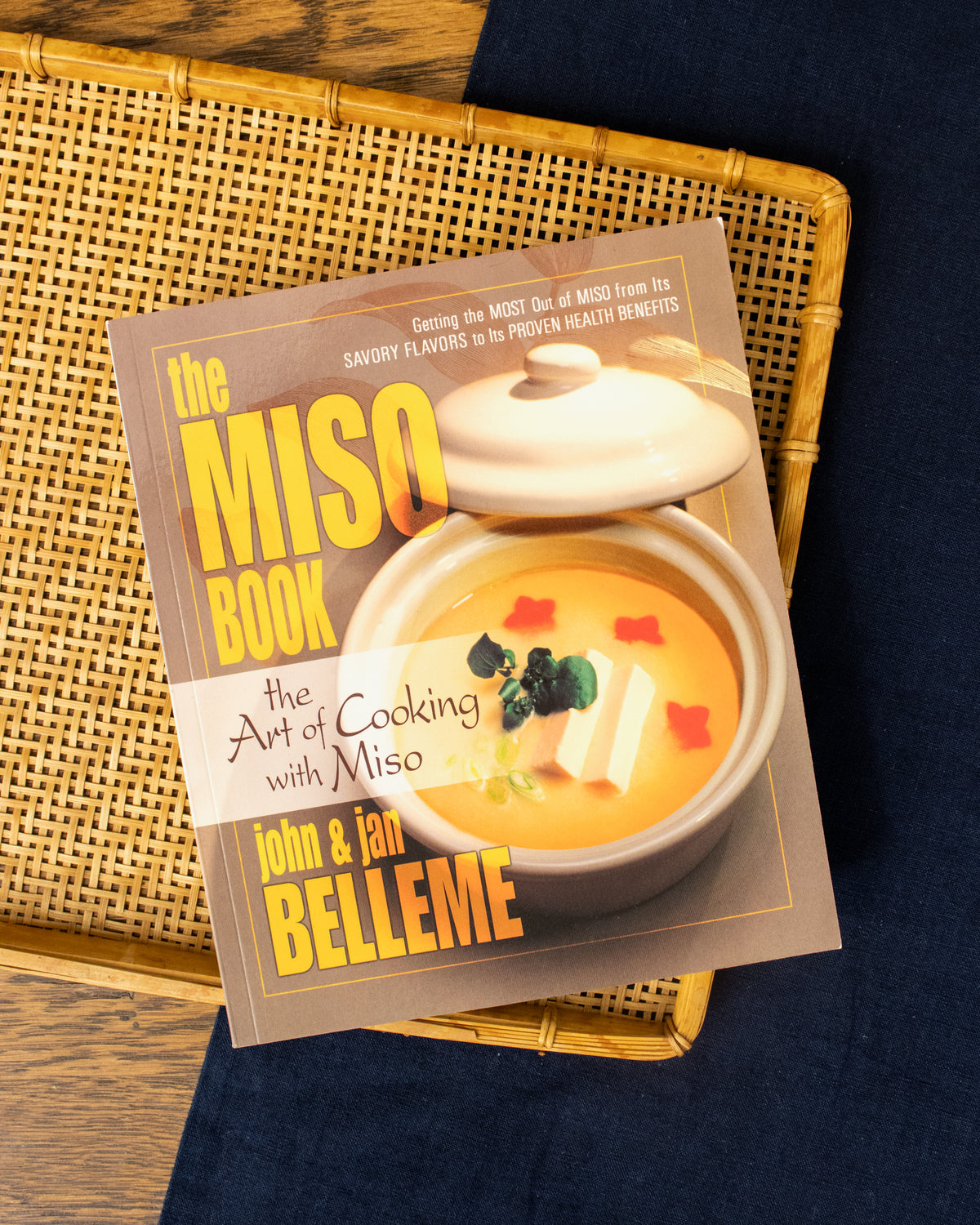 ENG: The Miso Book: The Art of Cooking Miso by John and Jan Belleme