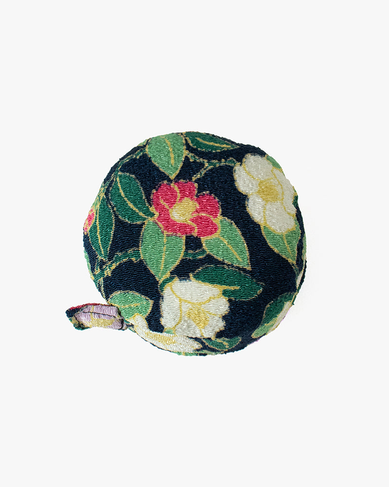 Hiro, Macaron Measure Pin Cushion, Indigo and Pink, Tsubaki