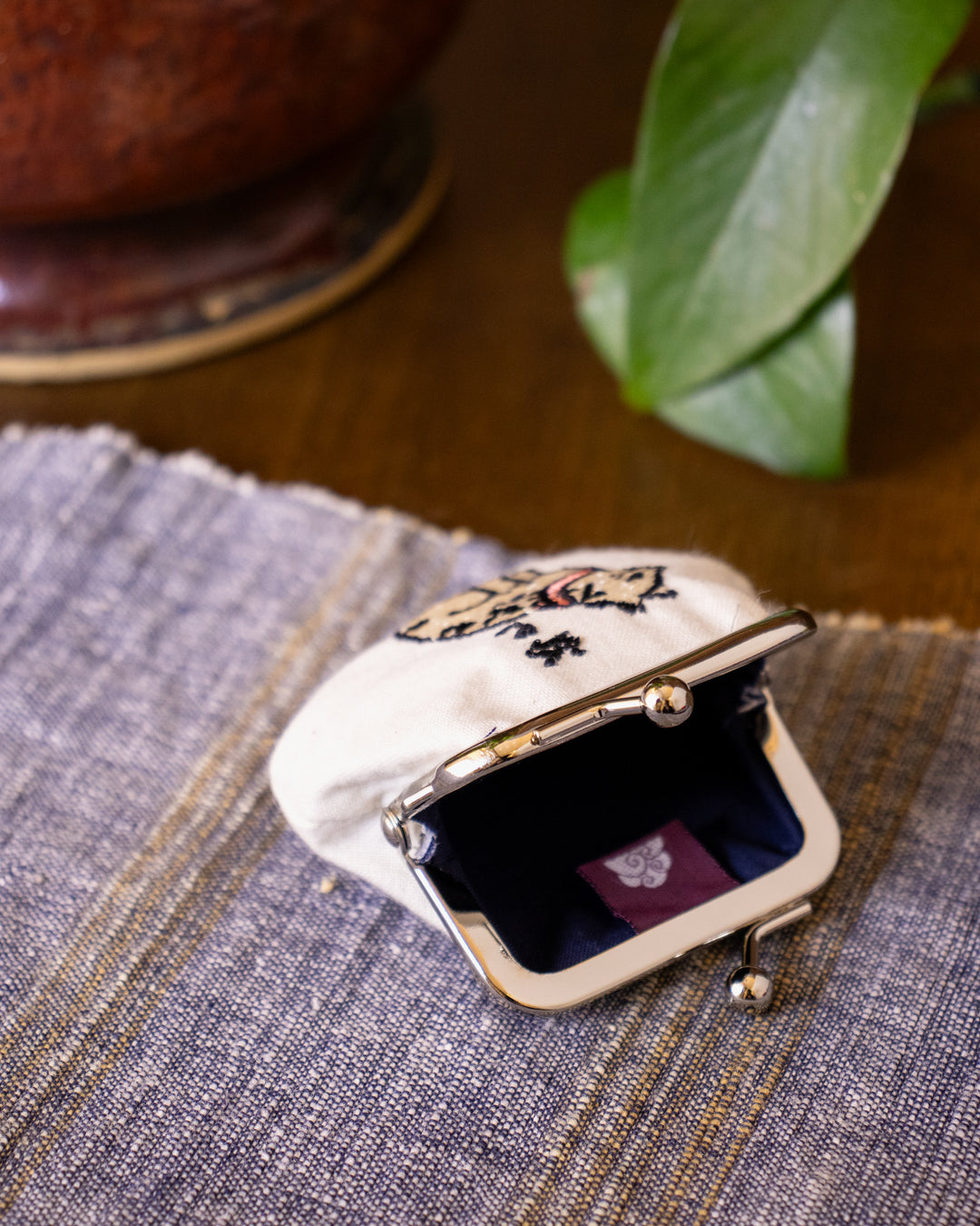 Wa Modern, Embroidered Mini Coin Purse, Neko