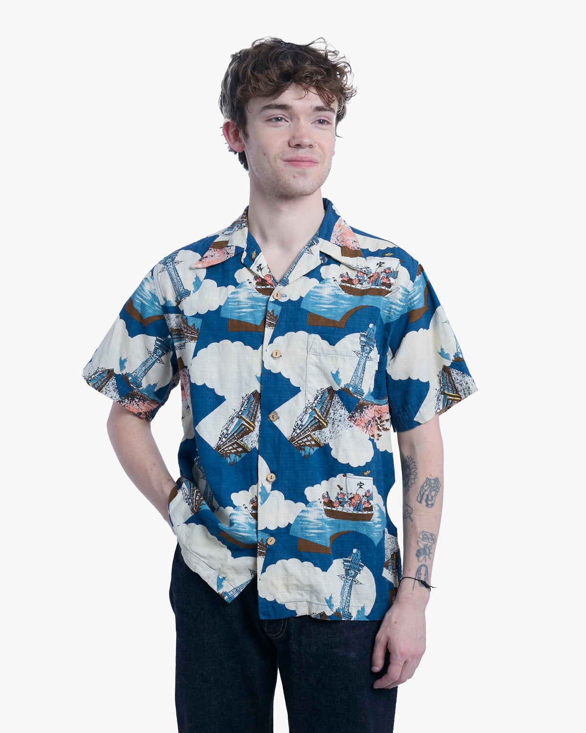 Japanese Repro Shirt, Short Sleeve Aloha Shirt, M, Studio D'Artisan, Pigs Sailing in the Sky