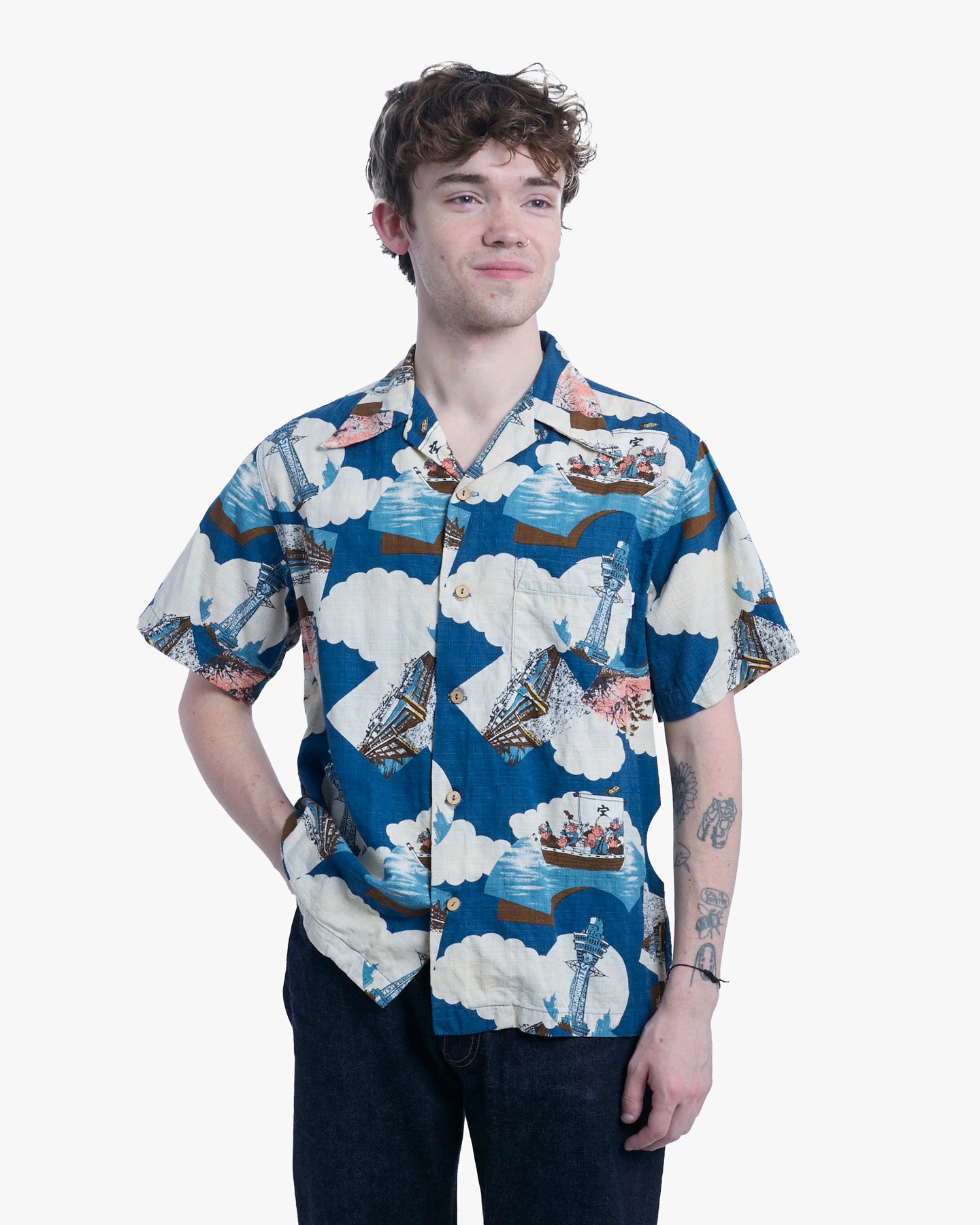 Japanese Repro Aloha Shirt, M, Studio D'Artisan, Pigs Sailing in the Sky
