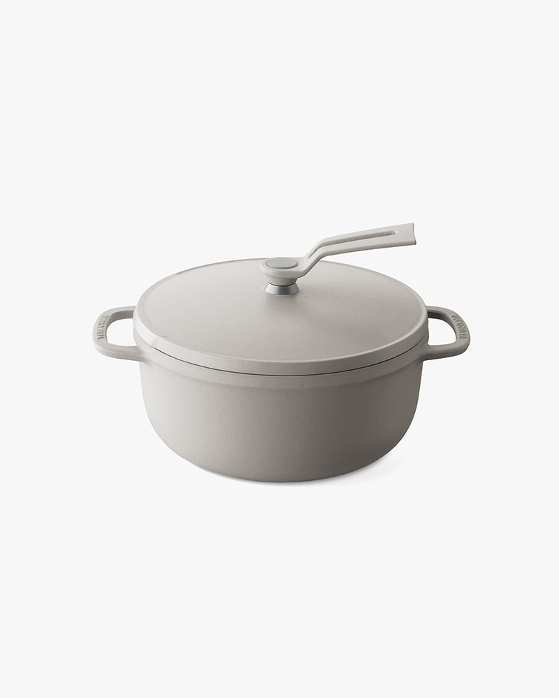 Oven Pot 2.0, Vermicular, Standing Handle, Matte Linen Beige, 18cm