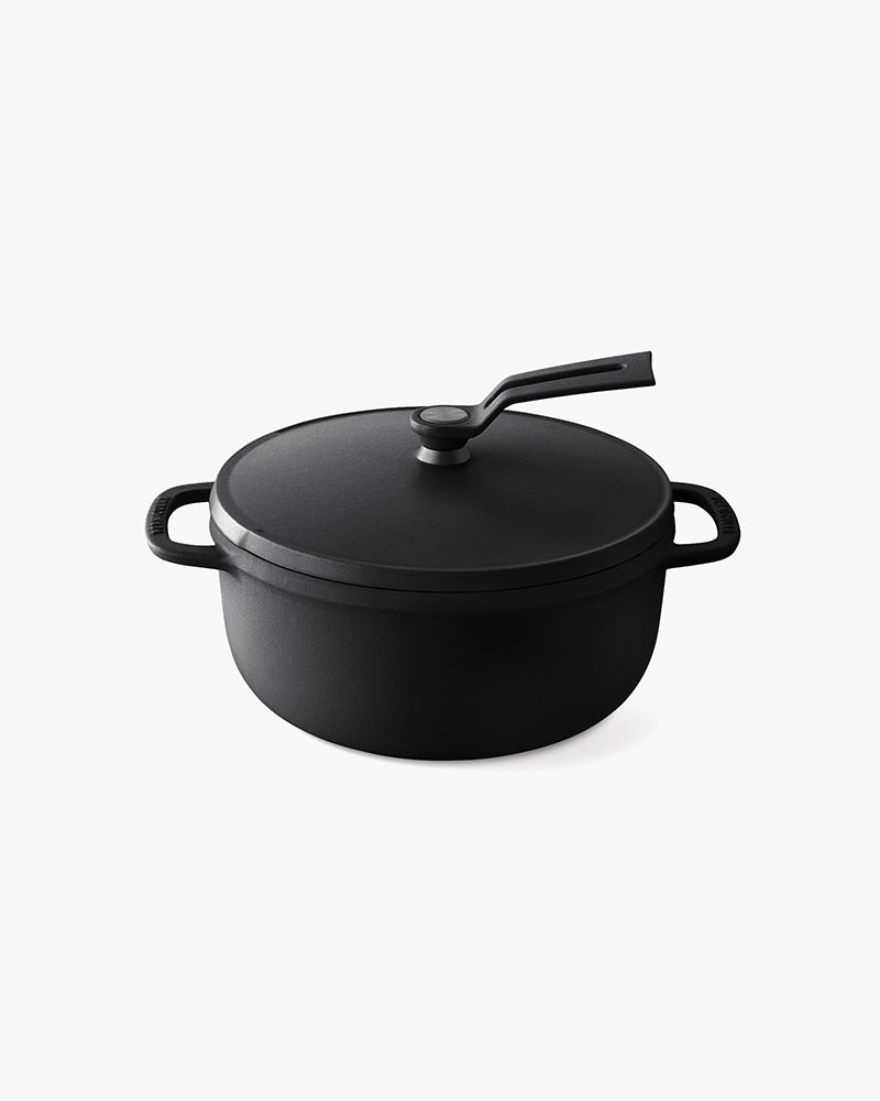 Oven Pot 2.0, Vermicular, Standing Handle, Matte Black, 18cm