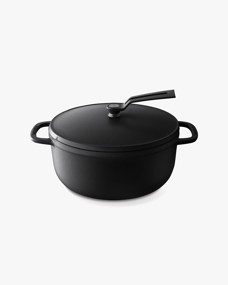 Oven Pot 2.0, Vermicular, Standing Handle, Matte Black, 22cm