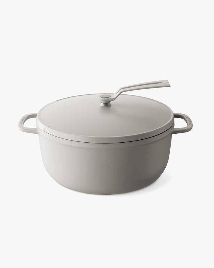 Oven Pot 2.0, Vermicular, Standing Handle, Matte Linen Beige, 26cm