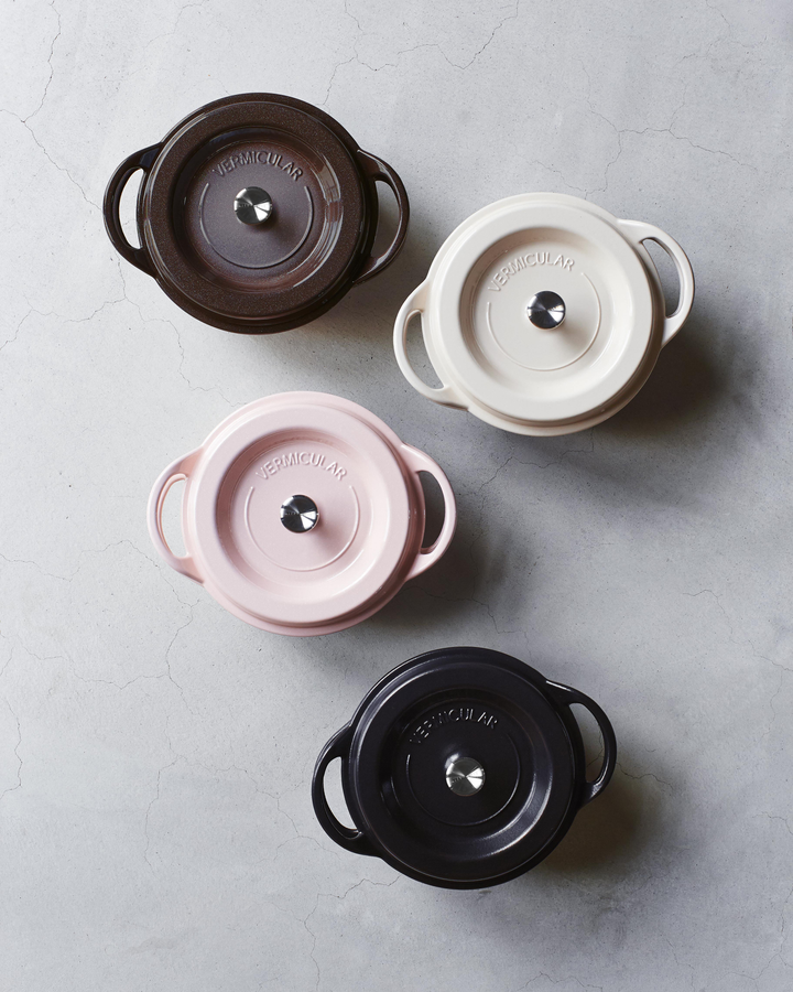Oven Pot, Vermicular, Round Knob Lid, Matte Black, 18cm