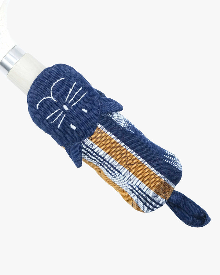 Upavim, Cat Skillet Handle Holder
