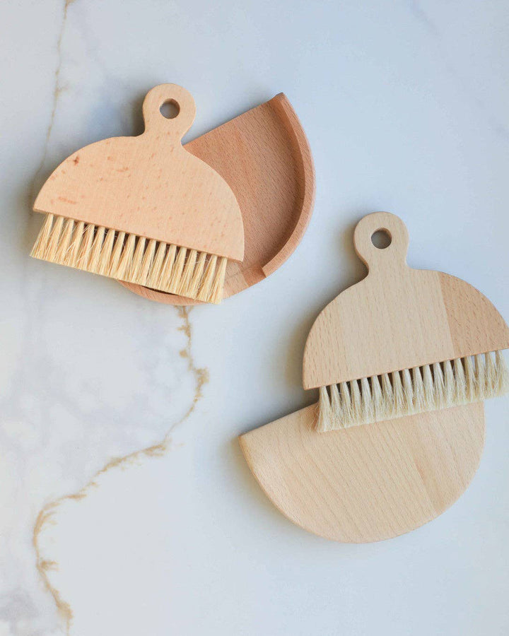 Fodory, Table Brush