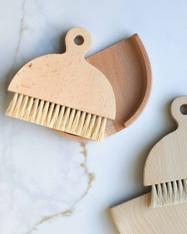 Fodory, Table Brush