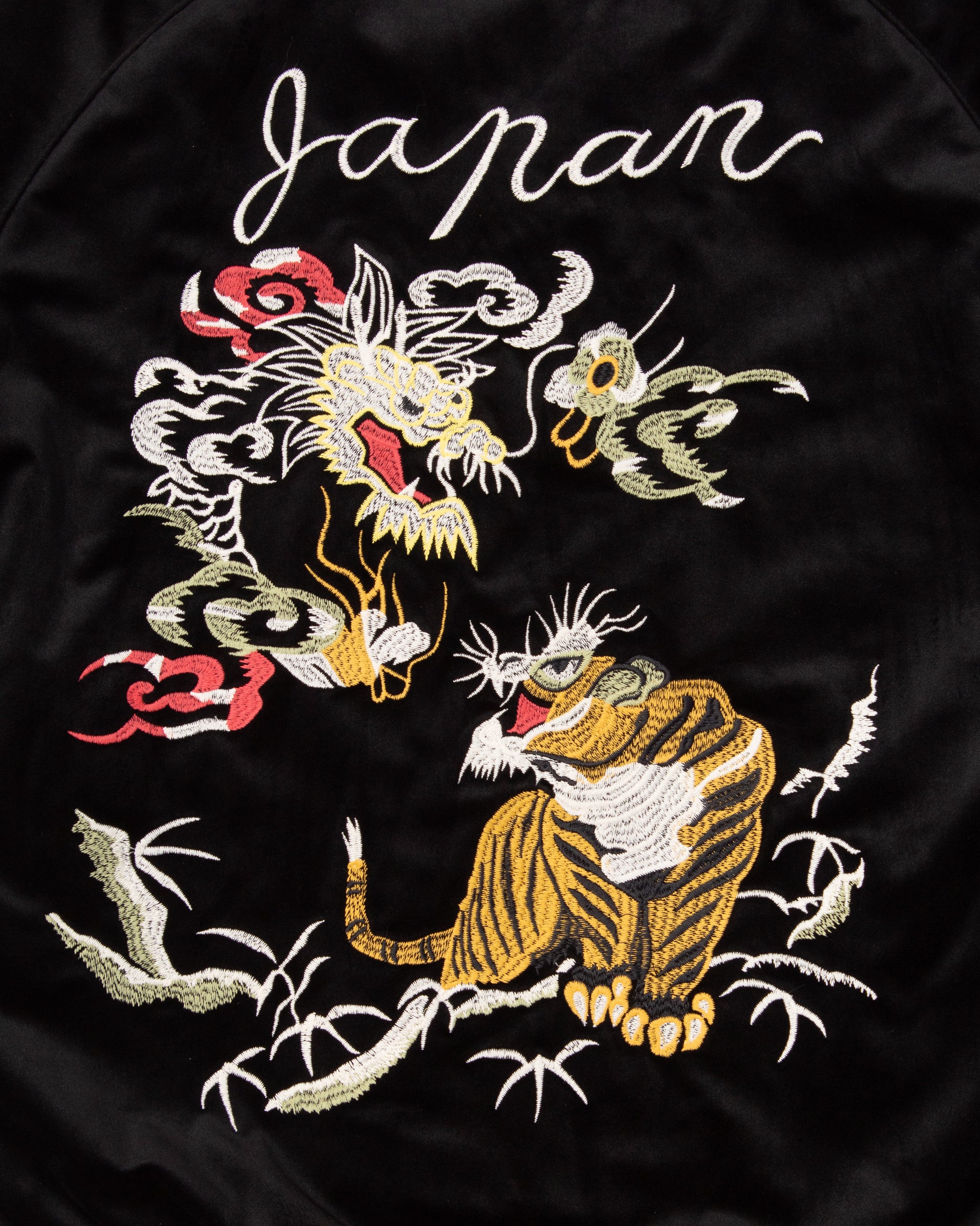90s 別珍 Tiger & Dragon Souvenir Jacket 90s 別珍 Tiger & Dragon Souvenir Jacket Sukajan Dragon Tiger Satin