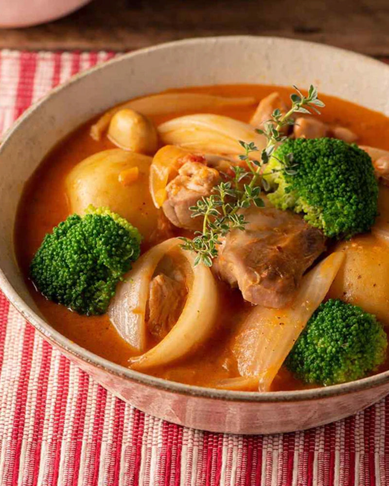 Kuze Fuku, Tomato Cream Sauce