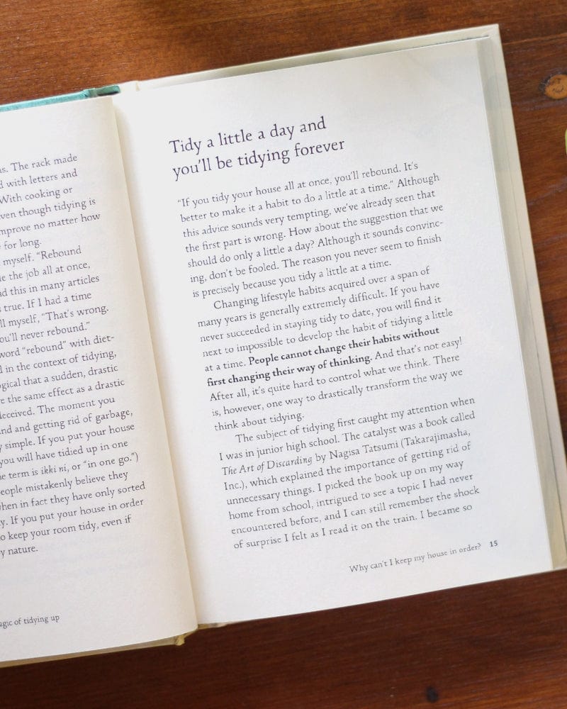 ENG: The Life-Changing Magic of Tidying Up by Marie Kondo