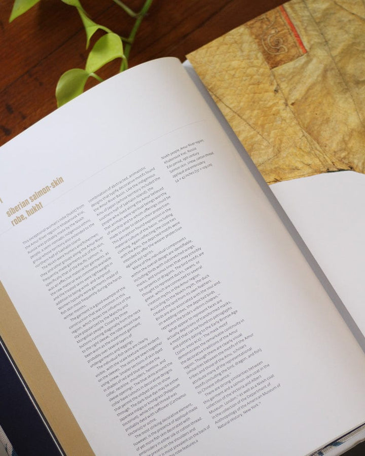 ENG: Textiles of Japan by Thomas Murray, Virginia Soenksen