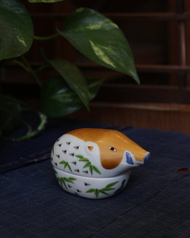 Kouraku Kiln Zodiac Ceramics, Boar