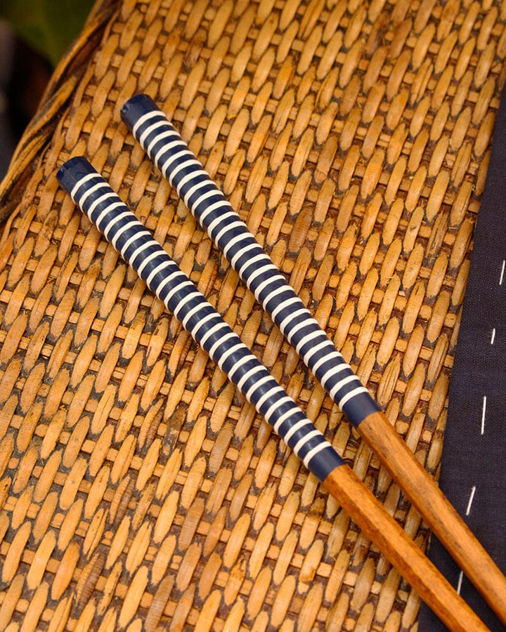 Chopsticks, Kawai, Loop White Shima on Blue