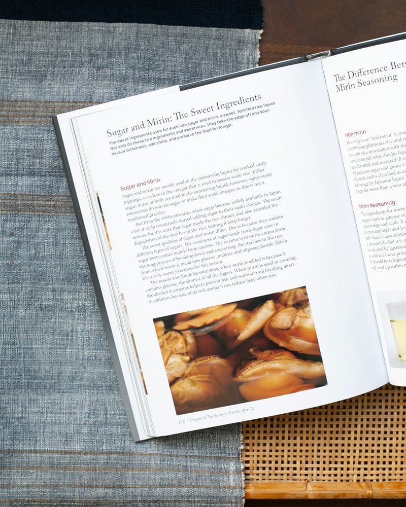 ENG: The Art and Science of Sushi: A Comprehensive Guide to Ingredients, Techniques and Equipment