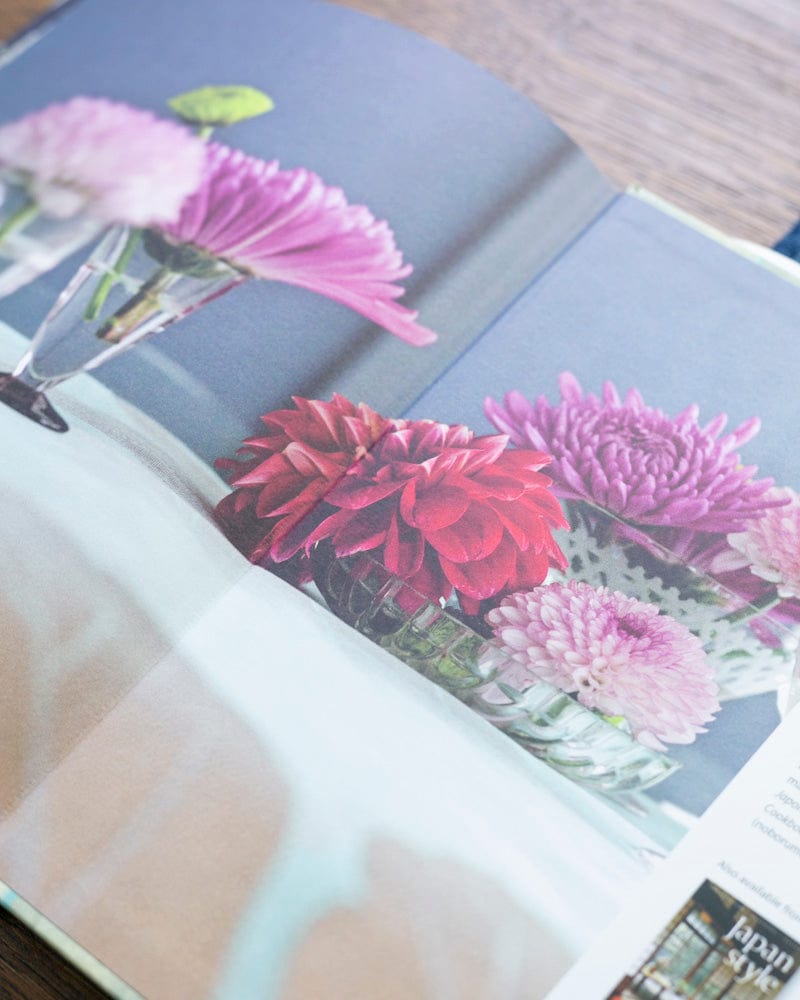 ENG: Japanese Ikebana for Every Season
