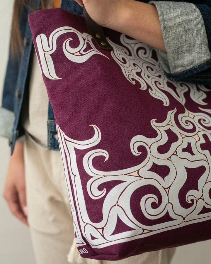 Kiriko Original Tote, Canvas, Burgundy Ainu
