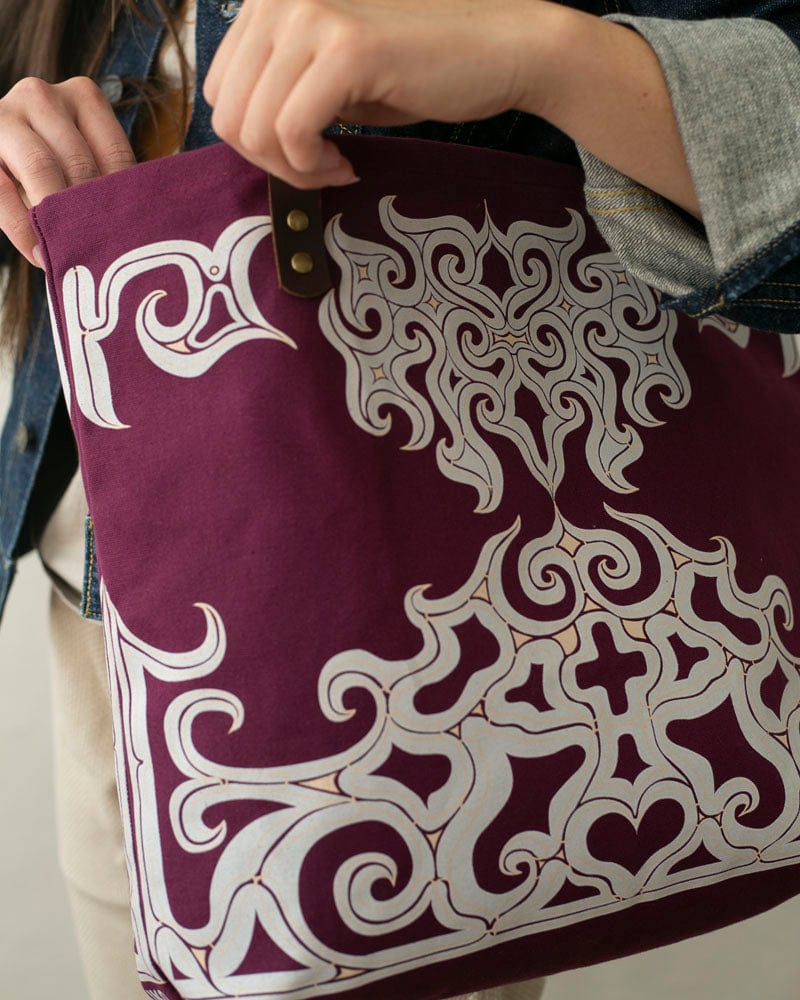 Kiriko Original Tote, Canvas, Burgundy Ainu