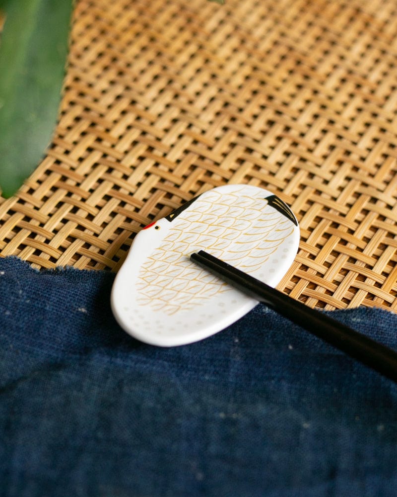 Kouraku Kiln Chopstick Rest, Tsuru