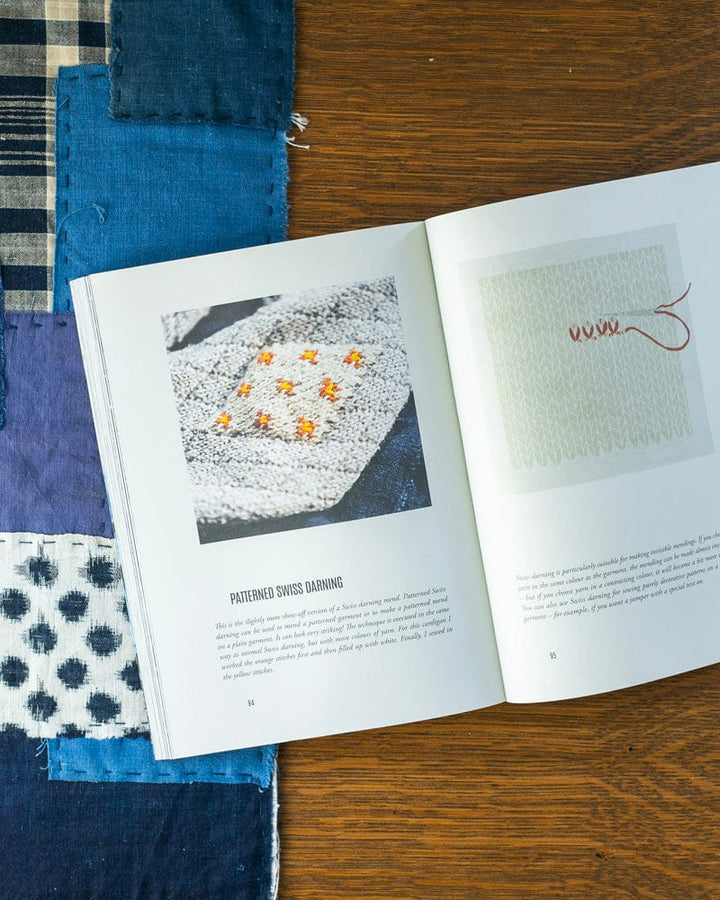 ENG: Mend &amp; Patch: A Handbook to Repairing Clothes and Textiles