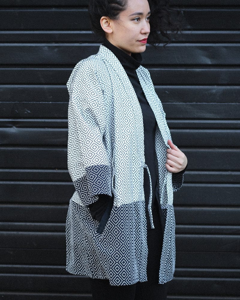 Kiriko Custom Modern Hitomezashi Dougi Jacket, Navy and White Split 02